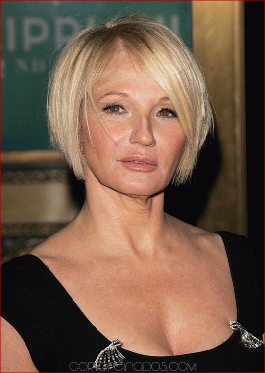 30 peinados de Bob para mujeres mayores de 50 años - Be Hot And Happening