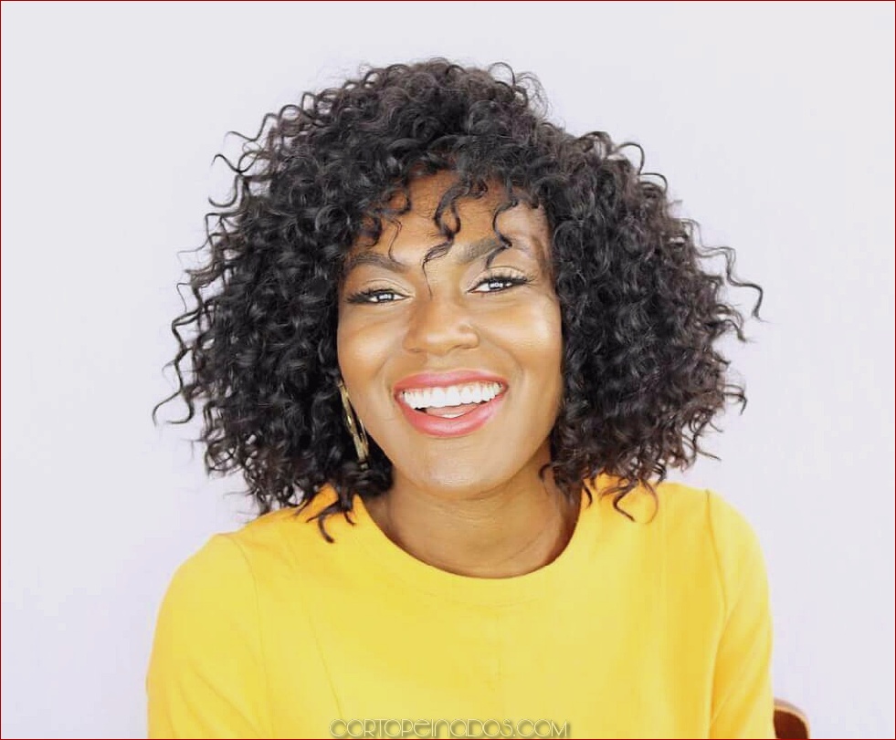 20 peinados rizados afroamericanos extraordinarios