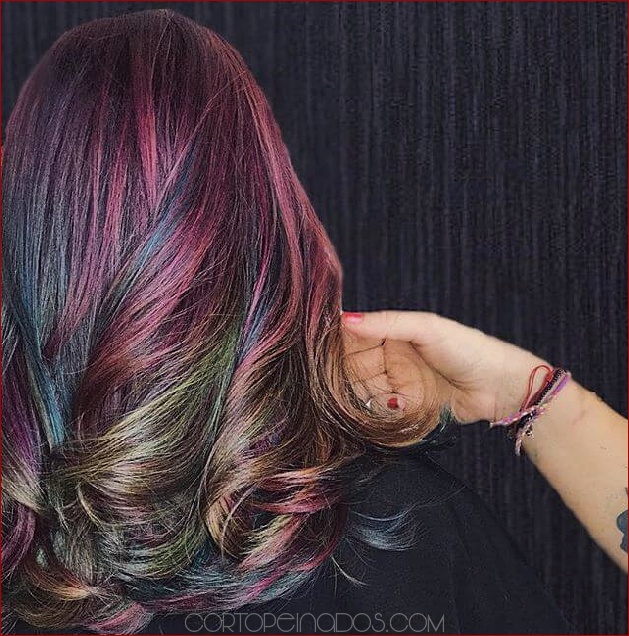 50 estilos de color de cabello de arco iris impresionantes que tienden ahora
