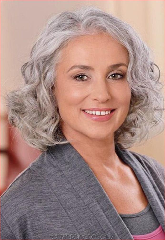 15 peinados para mujeres mayores de 50 años con caras redondas