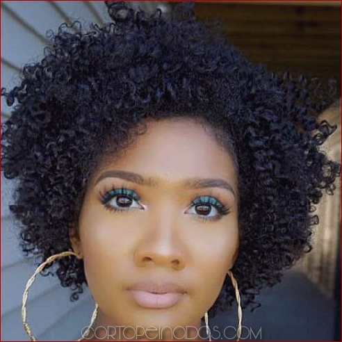 50 preciosos peinados negros para las mujeres afroamericanas
