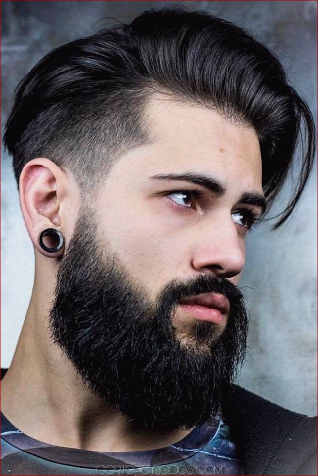 15 Parte lateral del peinado para que los hombres aparezcan con estilo