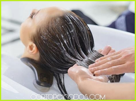 Consejos para cuidar y peinar cabello rizado