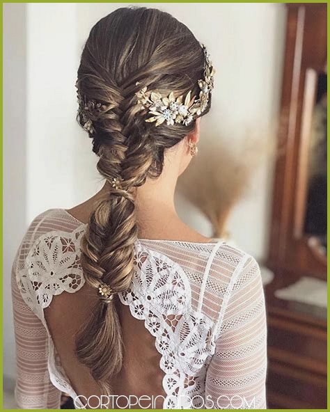 Ideas de peinados de boda para novias con cabello corto