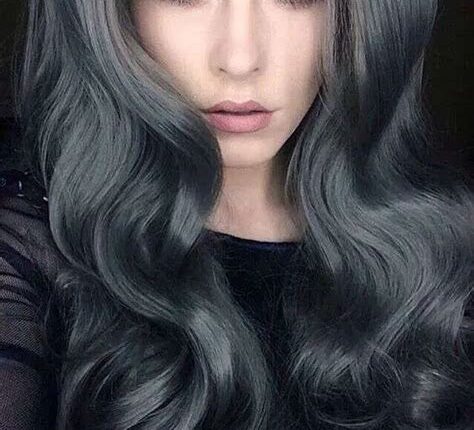 Ideas para llevar el cabello gris con estilo