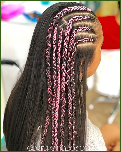 Peinados de Trenza con Accesorios: Originalidad y Elegancia