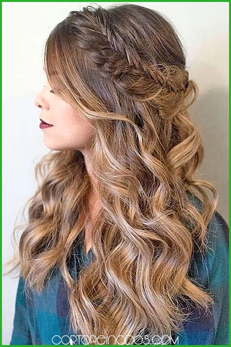 Peinados de Trenza con Pelo Suelto: Estilo Desenfadado