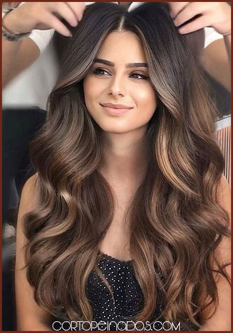 Tendencias en cortes de pelo para cabello largo