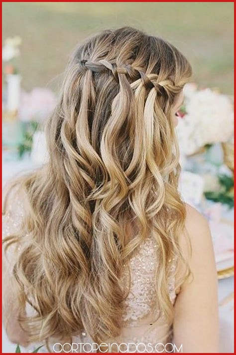 Tendencias en peinados para cabello largo